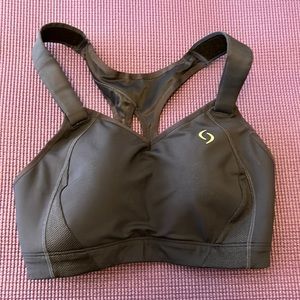 Moving Comfort Juno sports bra